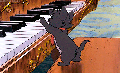 walt disney, les aristochats, berlioz, jouer du piano, chat
